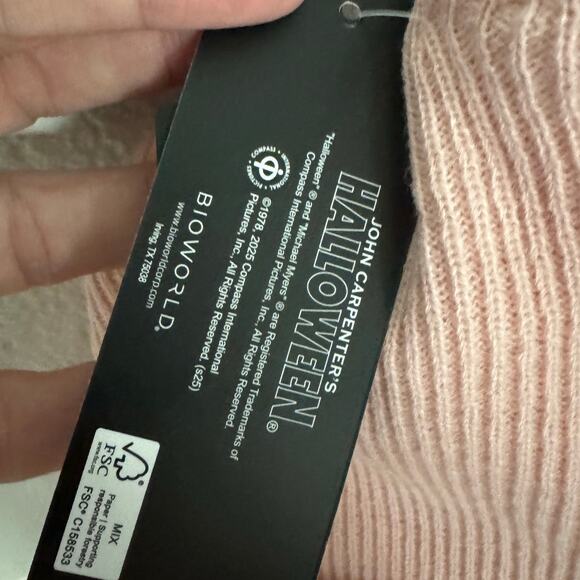 JOHN CARPENTER'S HALLOWEEN GHOST FACE Beanie NWT Unisex OS Fits 14 & UP - Picture 6 of 7